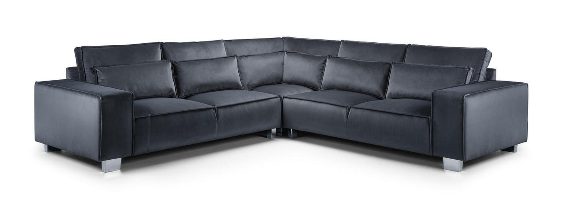 blackSofa1